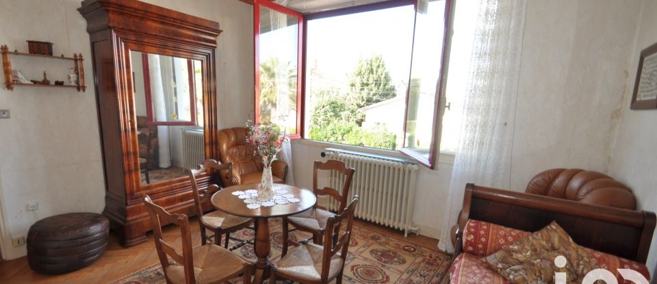 Traditional house 7 rooms of 140 m² in Cenon (33150)