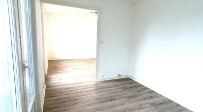 Apartment 4 rooms of 68 m² in - (24660)