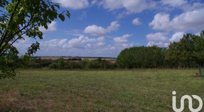 Land of 6,805 m² in Niort (79000)