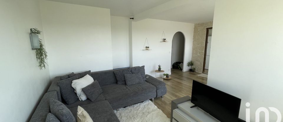 Duplex 4 rooms of 78 m² in Le Mée-sur-Seine (77350)