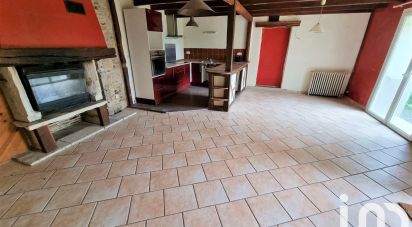 Village house 4 rooms of 141 m² in Thénezay (79390)