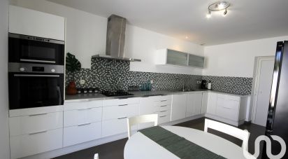 Maison 4 pièces de 132 m² à Narbonne (11100)