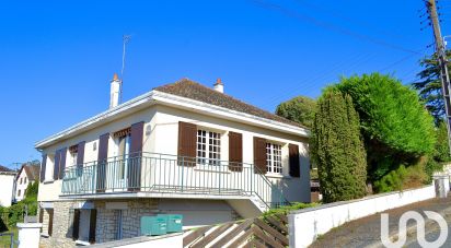 Traditional house 6 rooms of 136 m² in Le Blanc (36300)