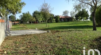 Land of 1,401 m² in Cadours (31480)