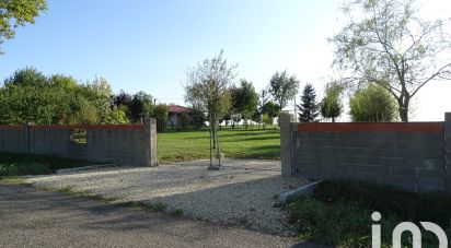 Land of 1,401 m² in Cadours (31480)