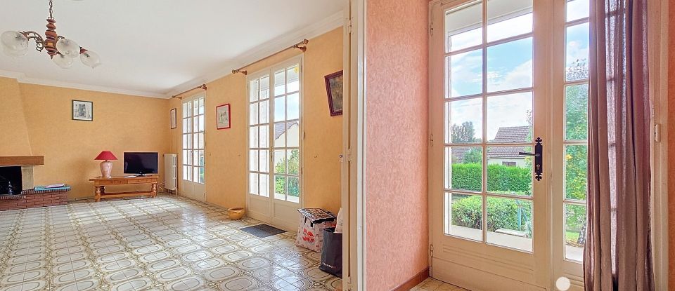 Maison 5 pièces de 137 m² à Vailly-sur-Sauldre (18260)