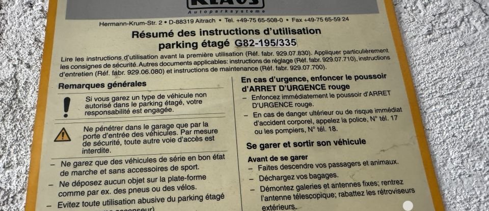 Parking of 6 m² in Paris (75017)