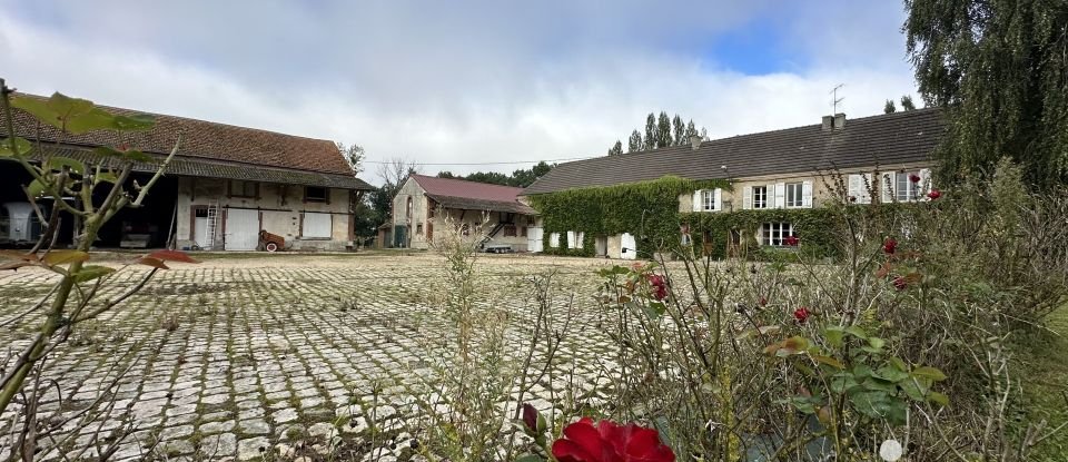 Farm 8 rooms of 251 m² in Château-Thierry (02400)