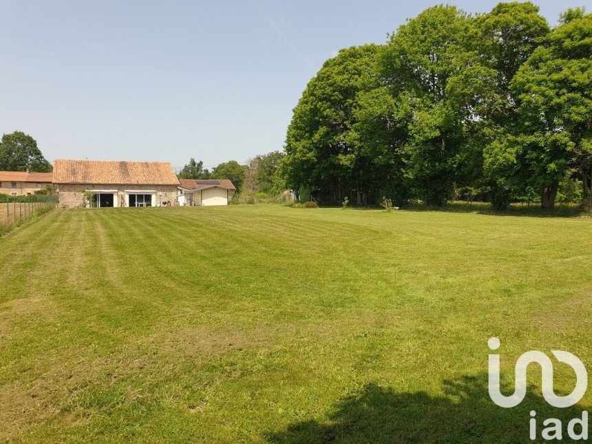 Maison de campagne 6 pièces de 240 m² à Javerdat (87520)