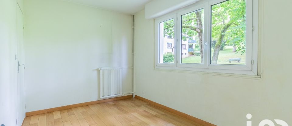 Appartement 3 pièces de 71 m² à Viry-Châtillon (91170)