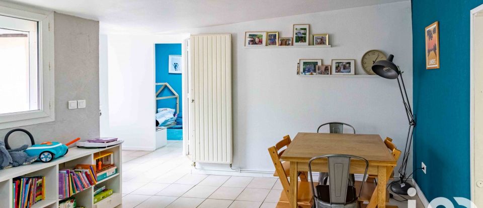 Apartment 4 rooms of 70 m² in Poissy (78300)