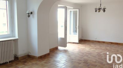 House 6 rooms of 121 m² in Les Guerreaux (71160)