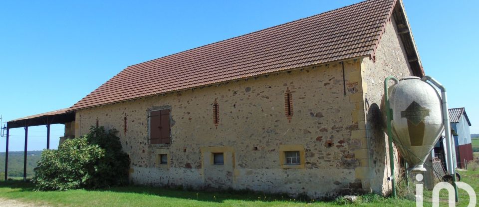 Maison 6 pièces de 121 m² à Les Guerreaux (71160)