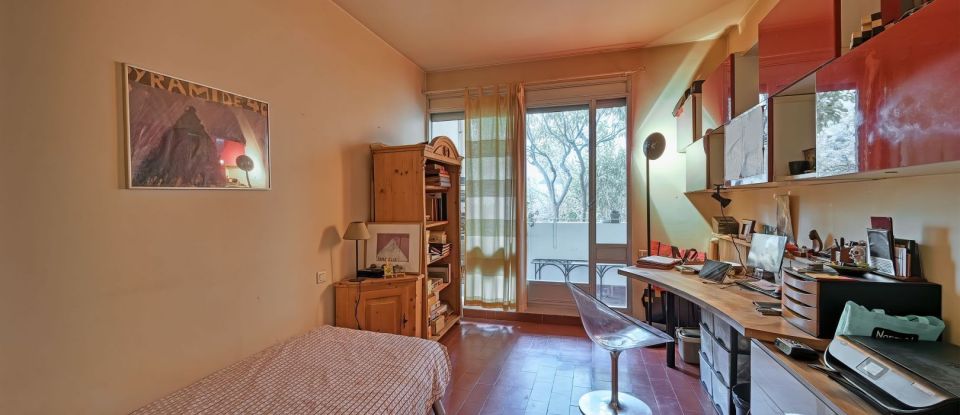 Apartment 3 rooms of 105 m² in Avignon (84000)