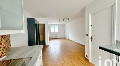 Town house 4 rooms of 73 m² in Champlan (91160)