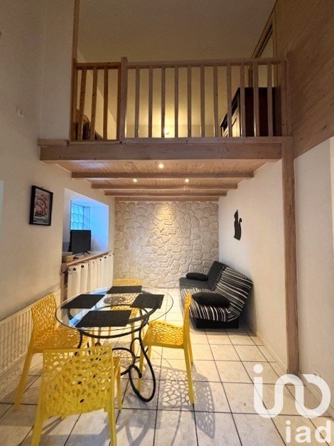 Appartement 3 pièces de 61 m² à Vals-les-Bains (07600)