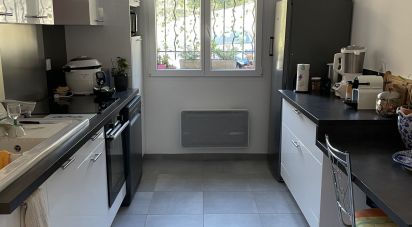 Maison 9 pièces de 245 m² à Alès (30100)