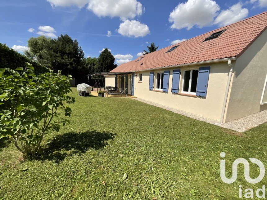 House 6 rooms of 130 m² in Rozay-en-Brie (77540)