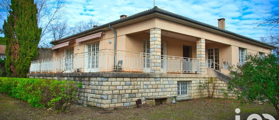 Maison 8 pièces de 264 m² à Uzès (30700)