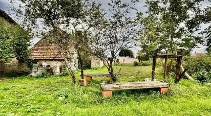 Country house 4 rooms of 78 m² in Saint-Parize-le-Châtel (58490)