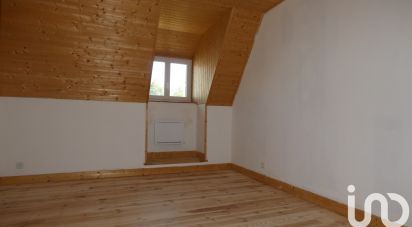 House 4 rooms of 85 m² in Vèze (15160)