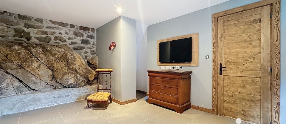 Maison 6 pièces de 158 m² à Samoëns (74340)