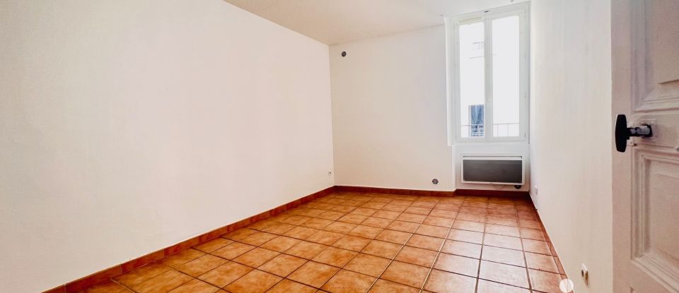 Appartement 4 pièces de 65 m² à Seillons-Source-d'Argens (83470)