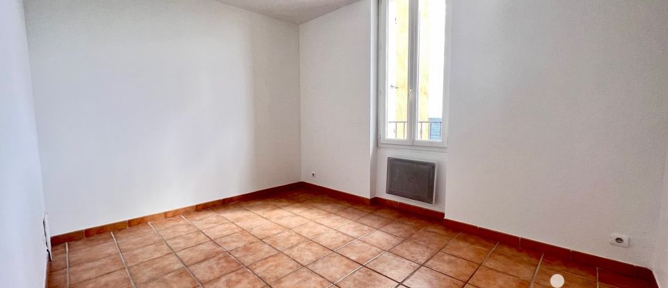 Appartement 4 pièces de 65 m² à Seillons-Source-d'Argens (83470)