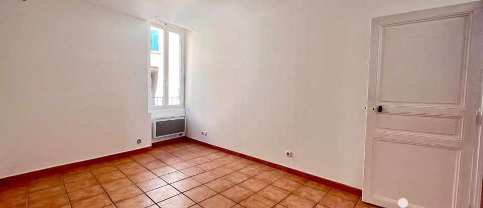 Appartement 4 pièces de 65 m² à Seillons-Source-d'Argens (83470)