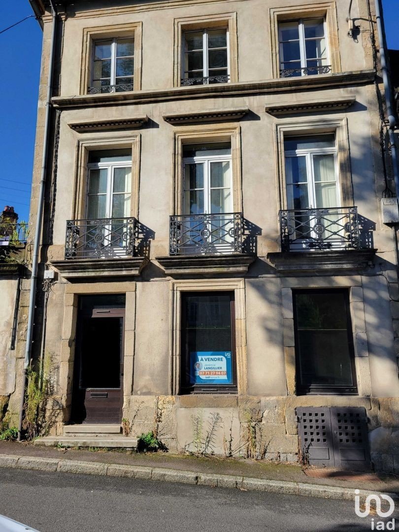 Bureaux de 93 m² à Autun (71400)