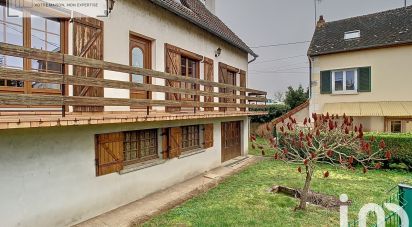 Maison 6 pièces de 202 m² à Challuy (58000)