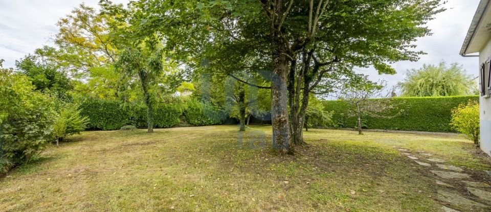 Maison 7 pièces de 140 m² à Moret Loing et Orvanne (77250)