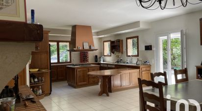 Traditional house 7 rooms of 270 m² in Draguignan (83300)