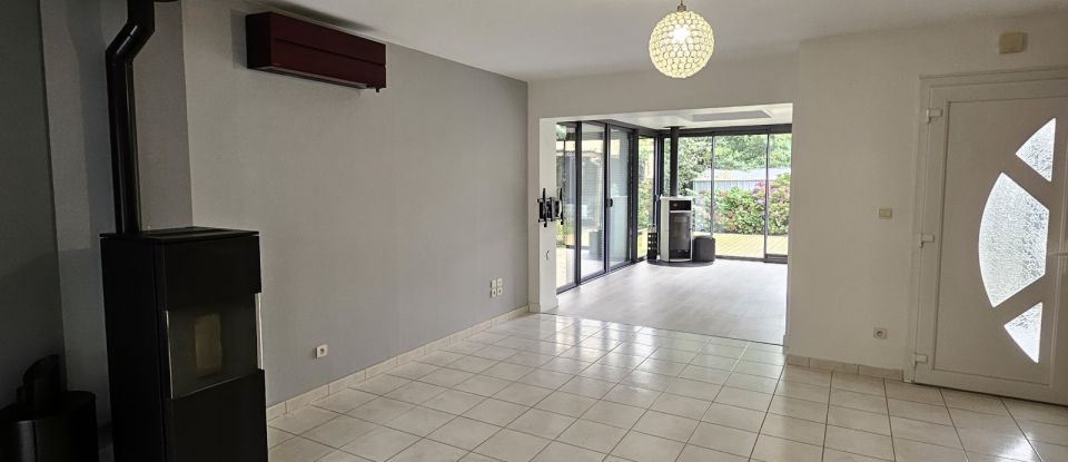 Maison 6 pièces de 107 m² à Carville-la-Folletière (76190)