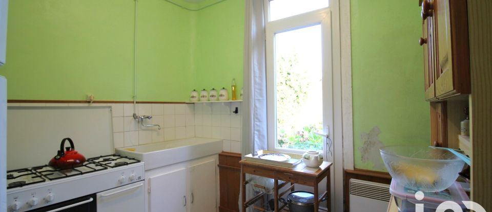 House 6 rooms of 99 m² in Beuzeville (27210)