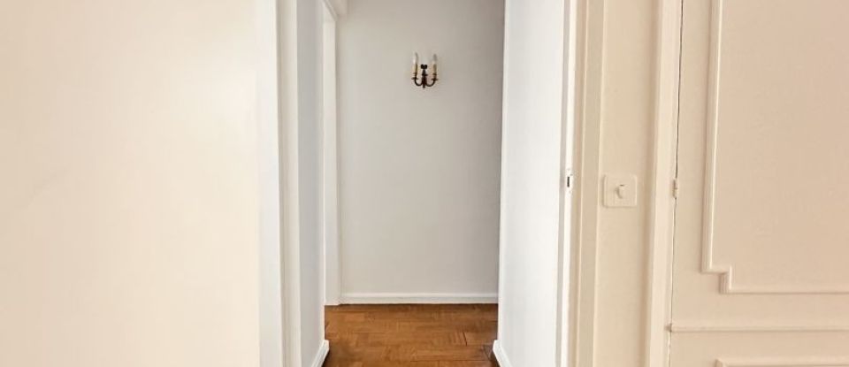 Apartment 4 rooms of 113 m² in Sceaux (92330)