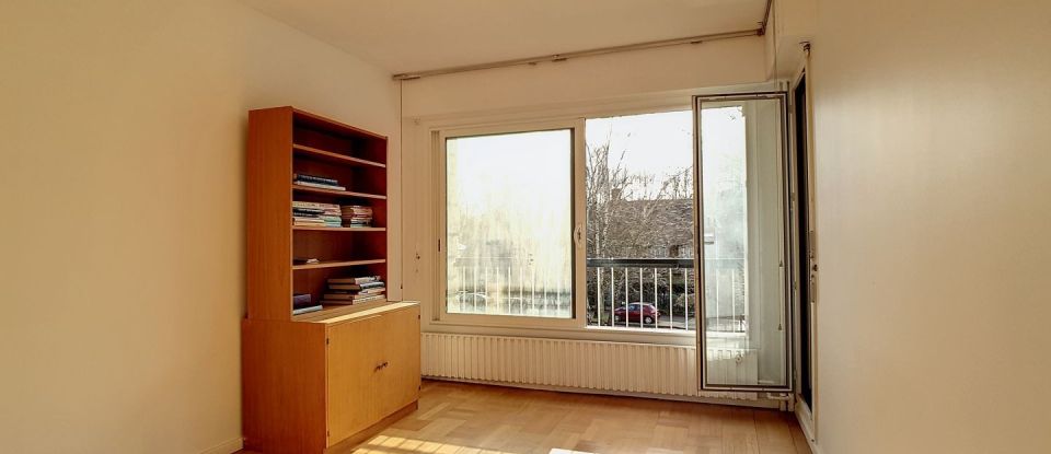 Apartment 4 rooms of 113 m² in Sceaux (92330)