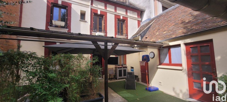 Maison 10 pièces de 190 m² à Évreux (27000)