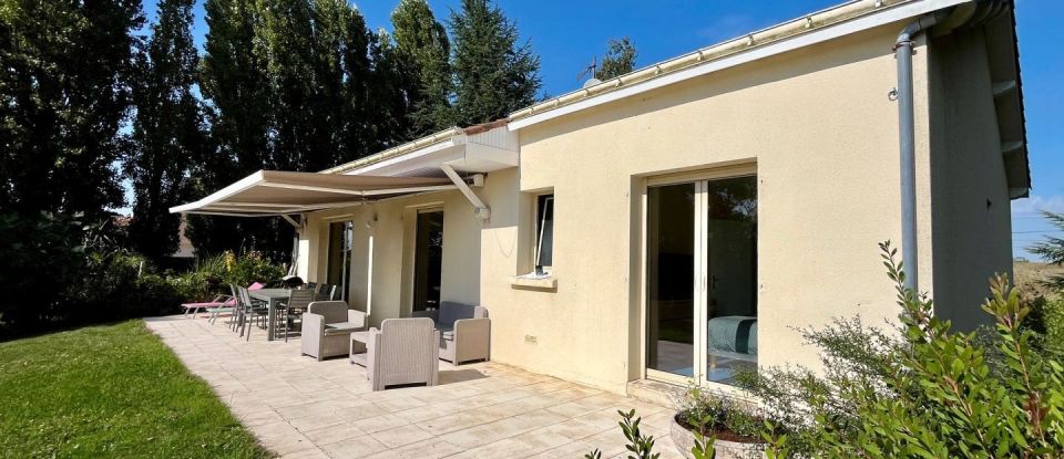 Maison 5 pièces de 95 m² à SAINT-CRESPIN-SUR-MOINE (49230)