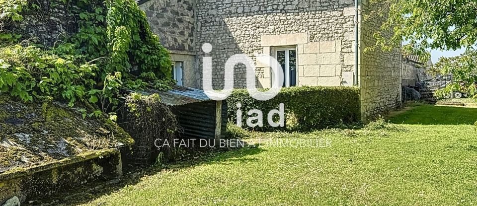 Maison de campagne 5 pièces de 115 m² à Draché (37800)