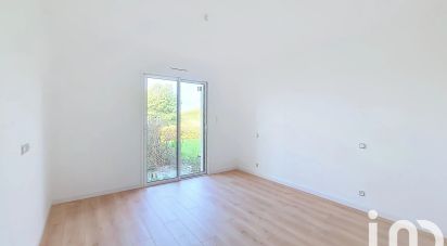 Maison 6 pièces de 146 m² à Moustoir-Ac (56500)