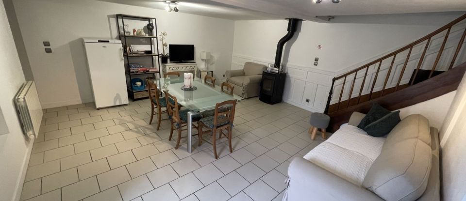 Maison 4 pièces de 75 m² à Champniers (16430)