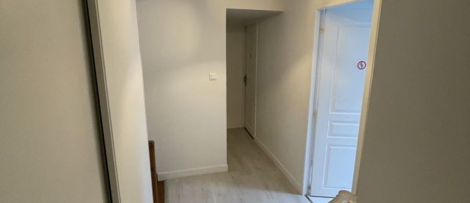 Maison 4 pièces de 75 m² à Champniers (16430)