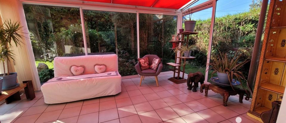 House 6 rooms of 116 m² in Perros-Guirec (22700)