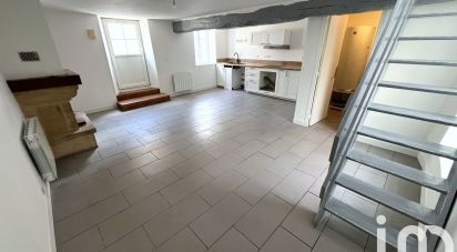 Triplex 4 pièces de 80 m² à Falaise (14700)