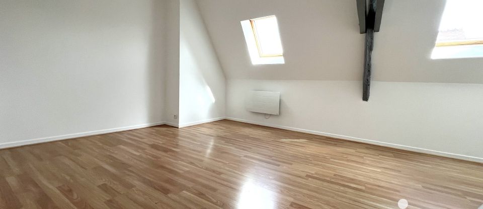 Triplex 4 pièces de 80 m² à Falaise (14700)