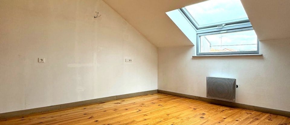 Maison 7 pièces de 143 m² à Jeandelize (54800)