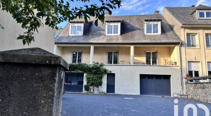 House 7 rooms of 235 m² in Coutances (50200)