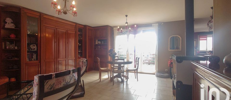 House 4 rooms of 153 m² in Baraqueville (12160)