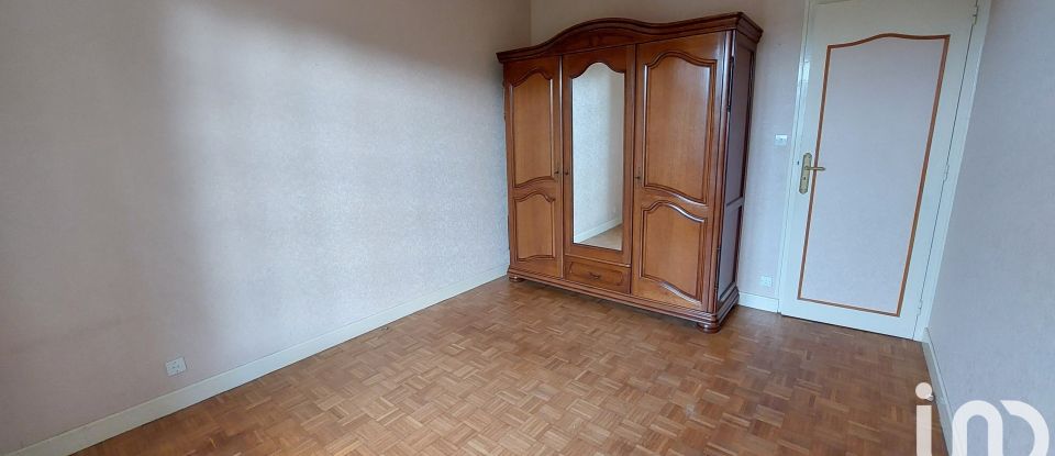 Maison 5 pièces de 88 m² à Buzançais (36500)